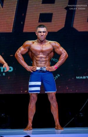 REAL NOVICE MEN‘S PHYSIQUE